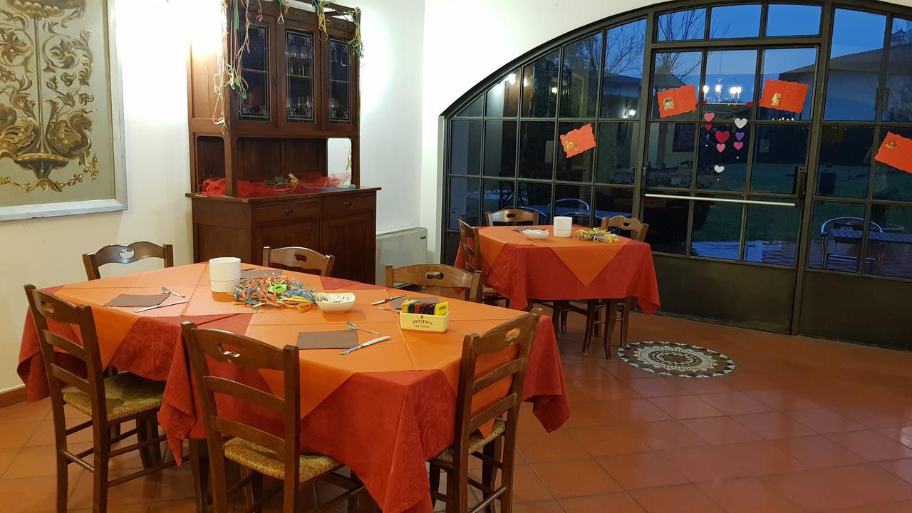 Casa Del Sole Acomodação com café da manhã Latisana Exterior foto